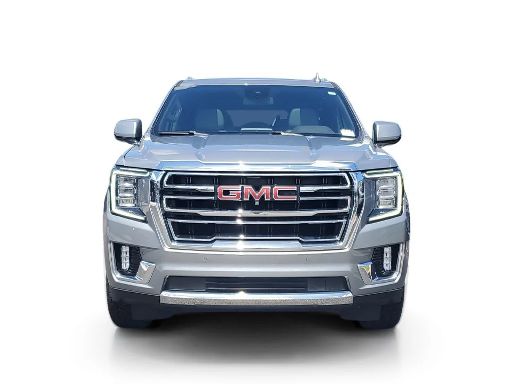 Used 2023 Sterling Metallic GMC SLT image 2