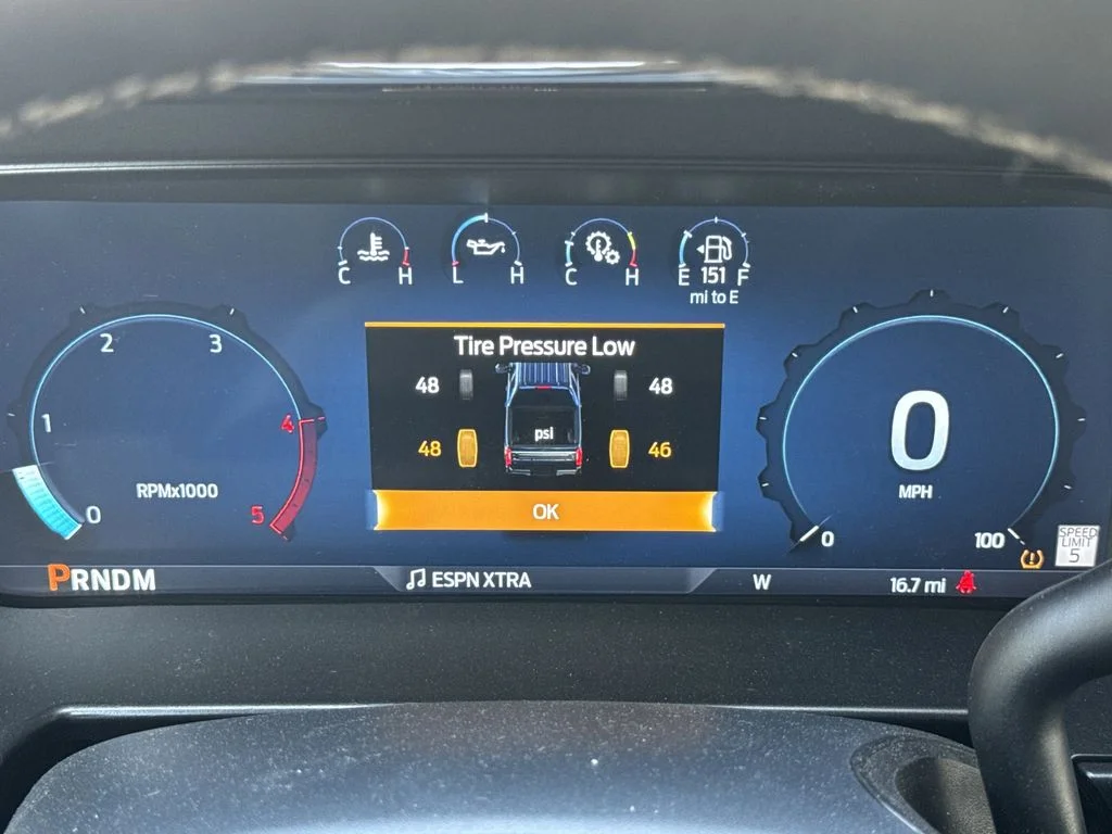 New 2026 Gray Ford Lariat image 27