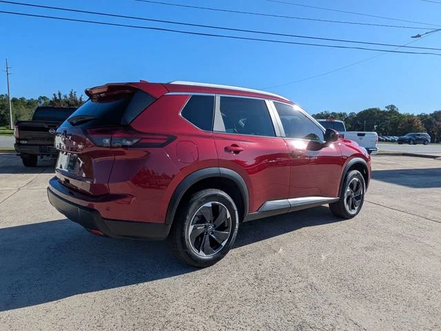 Used 2025 Red Nissan SV image 4