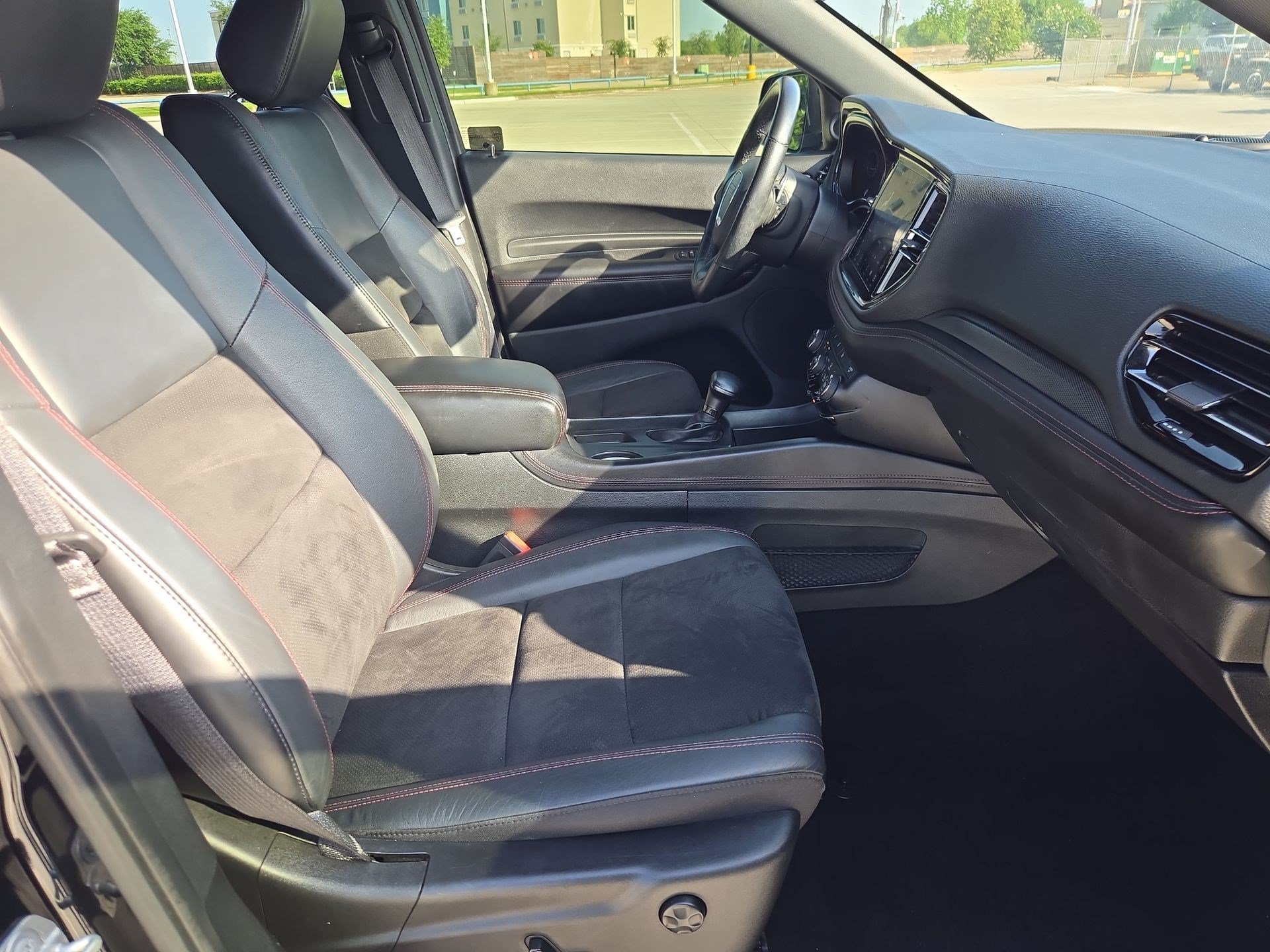 Used 2022 DB Black Clearcoat Dodge R/T image 31