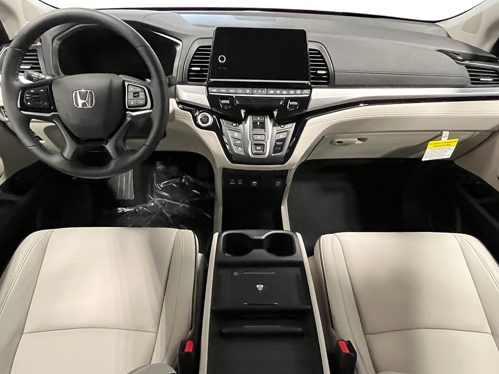 New 2027 Smoke Blue Pearl Honda Touring image 19