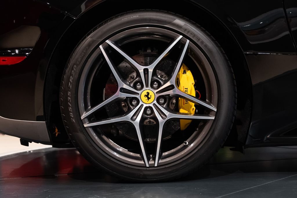 Certified Used 2017 Nero DS 1250 Ferrari T image 15
