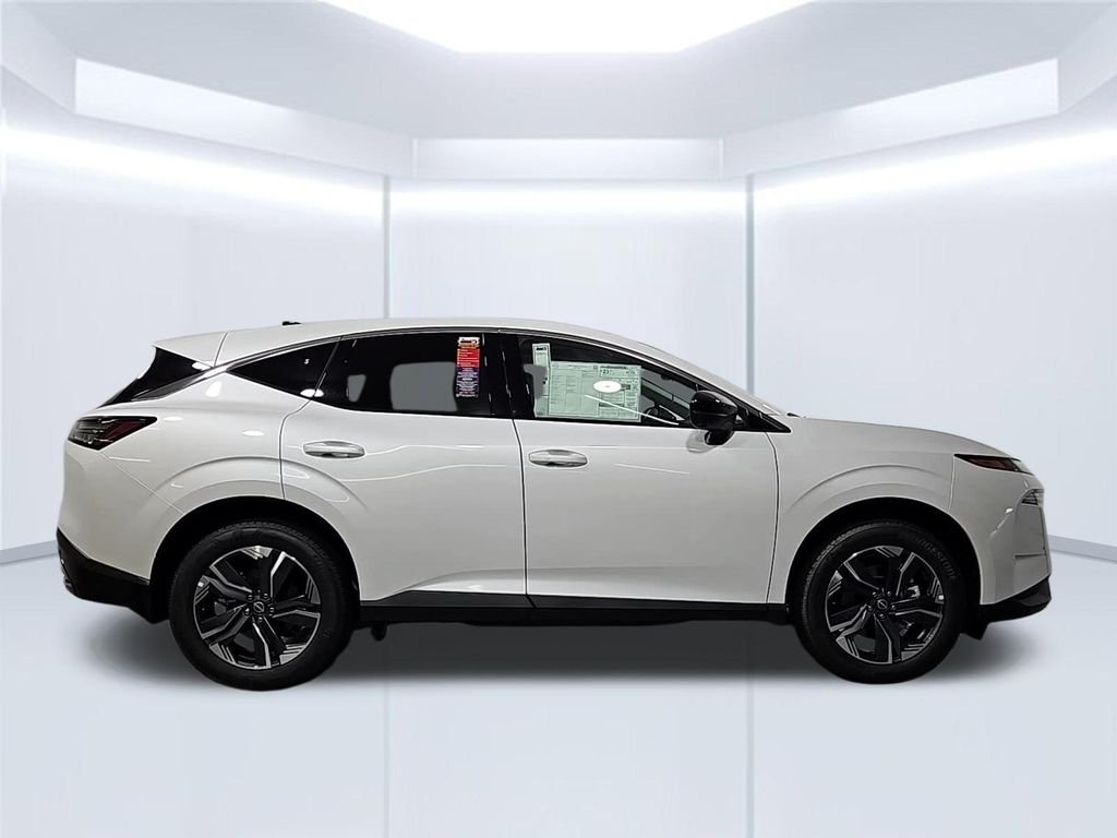 New 2026 White Nissan SL image 7
