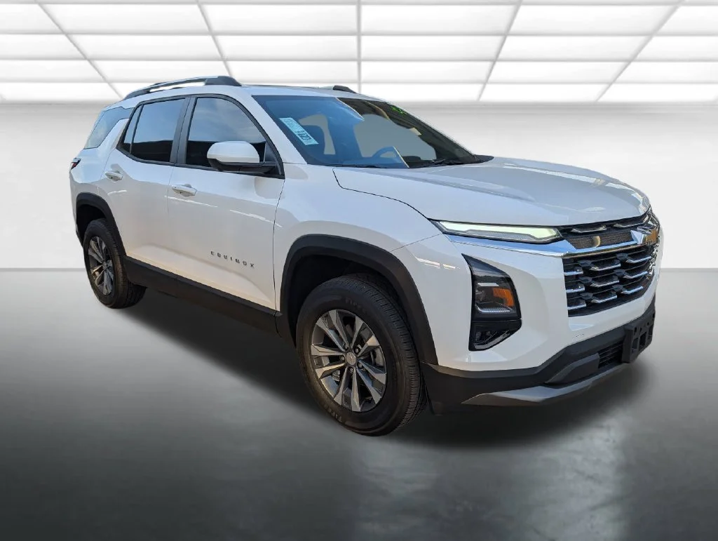 New 2027 Summit White Chevrolet LT image 1