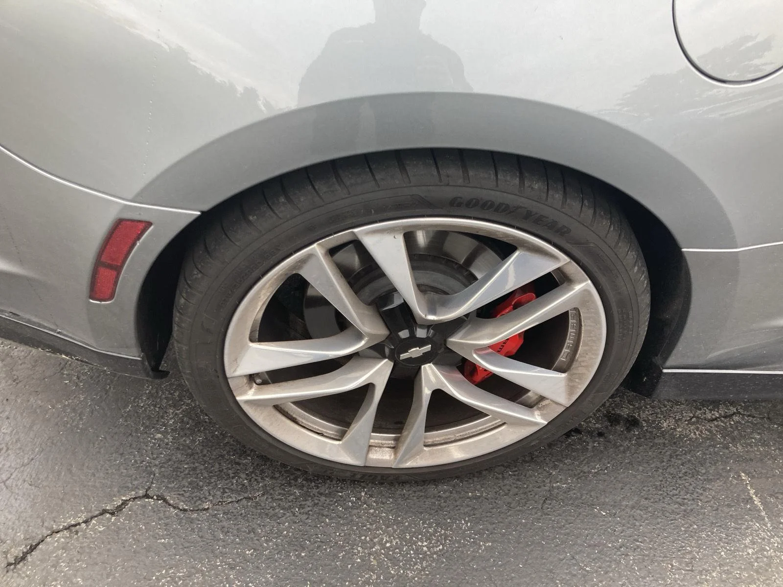 Used 2023 SHARKSKIN METALLIC Chevrolet 2SS image 9