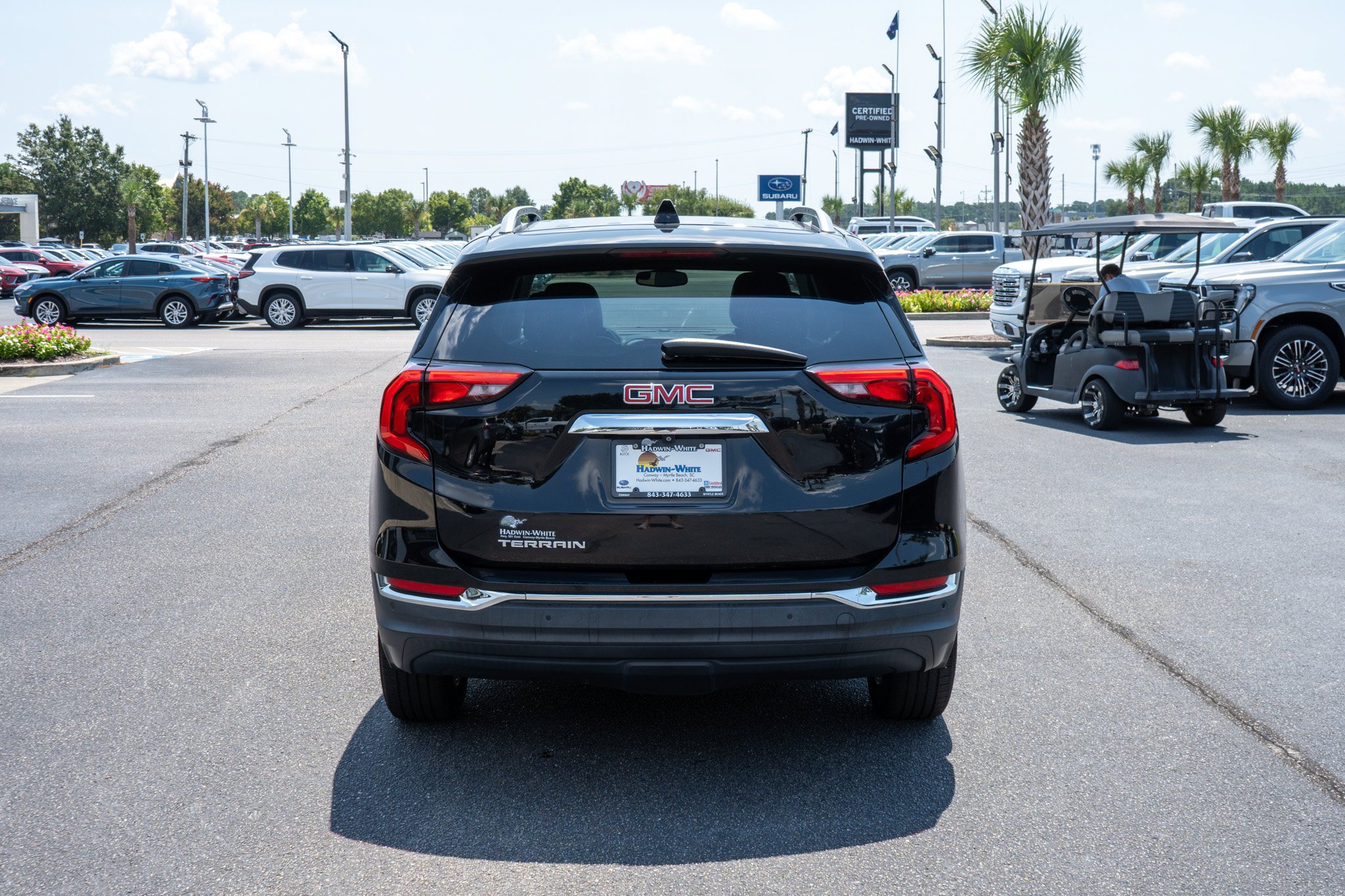 Used 2020 Ebony Twilight Metallic GMC SLT image 4