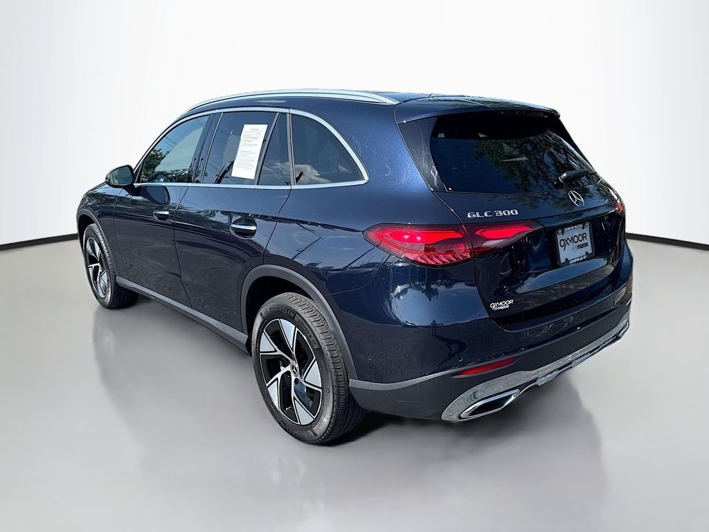 Used 2024 Nautical Blue Metallic Mercedes-Benz 300 image 5
