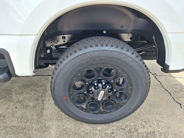 New 2026 Star White Metallic Tri-Coat Ford F-250® Lariat® image 30