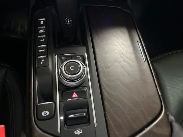 Used 2019  Maserati S GranLusso image 15