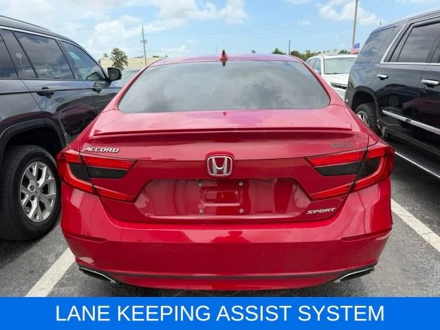 Used 2019  Honda Sport image 5