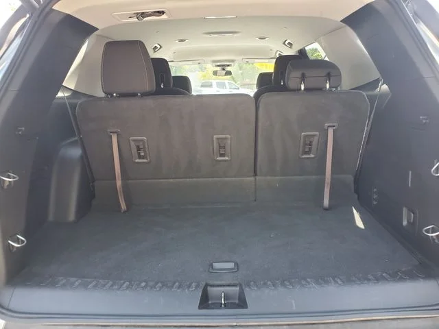 Used 2018 Silver Chevrolet LT image 8