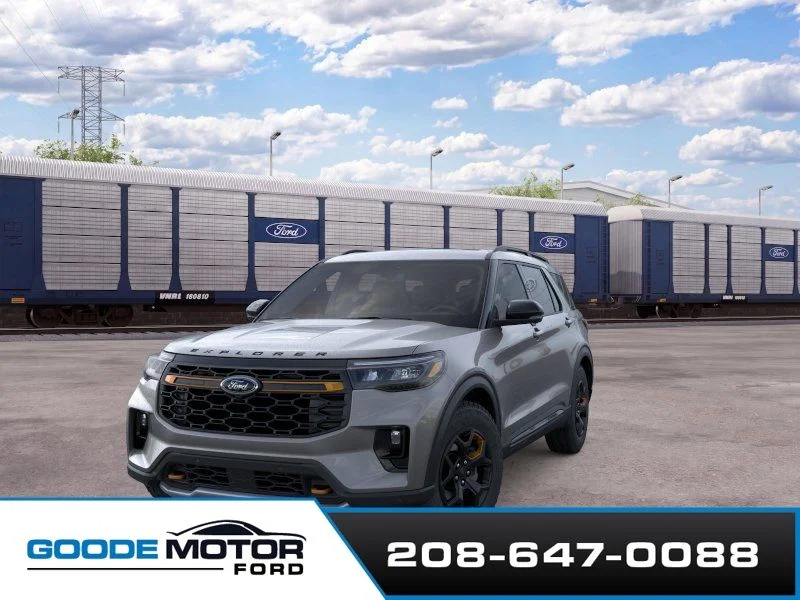 New 2026 Carbonized Gray Metallic Ford Tremor® image 2