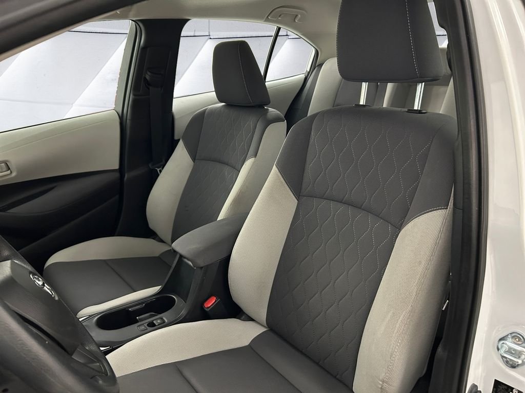Used 2023 White Toyota LE image 8