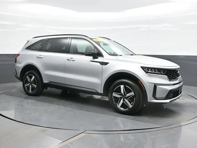 Used 2021 Silver Kia EX image 7