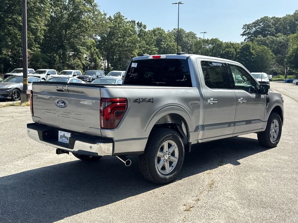 New 2026 Silver Ford Lariat image 7