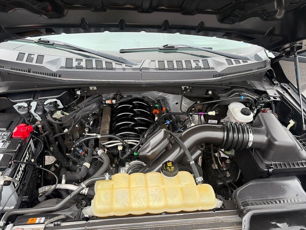 Used 2020 Black Metallic Ford XL image 21