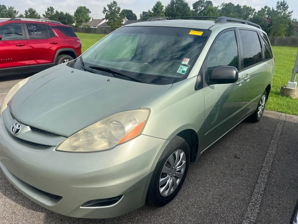 2010 Toyota Sienna LE