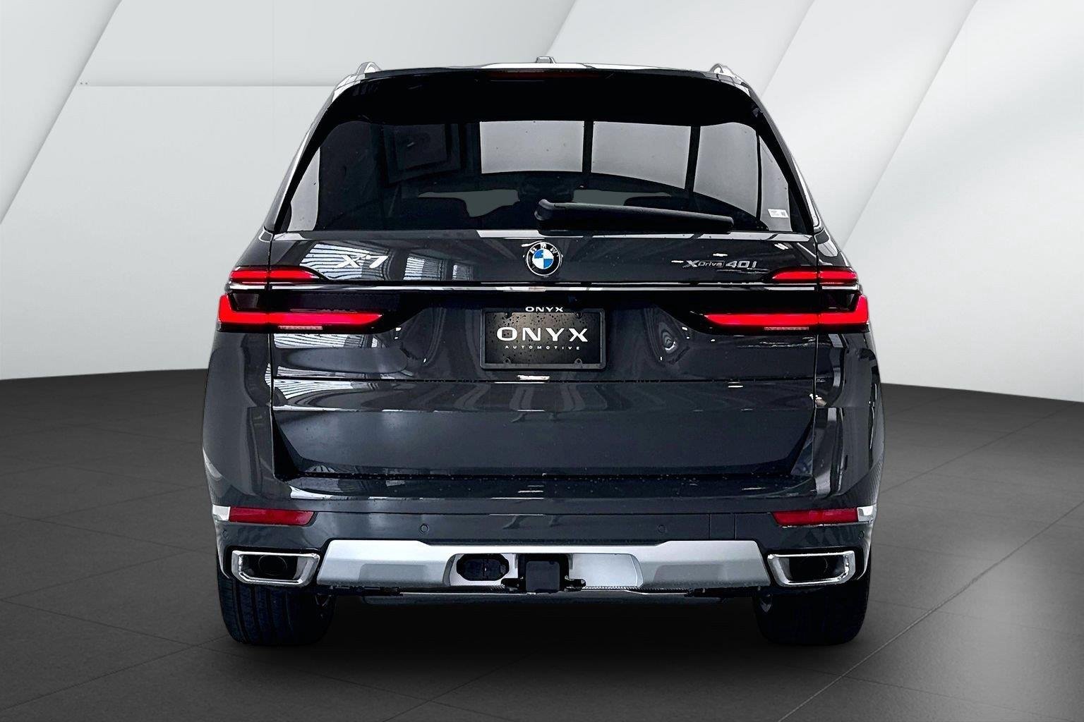 New 2027 Dravit Grey Metallic BMW xDrive40i image 6