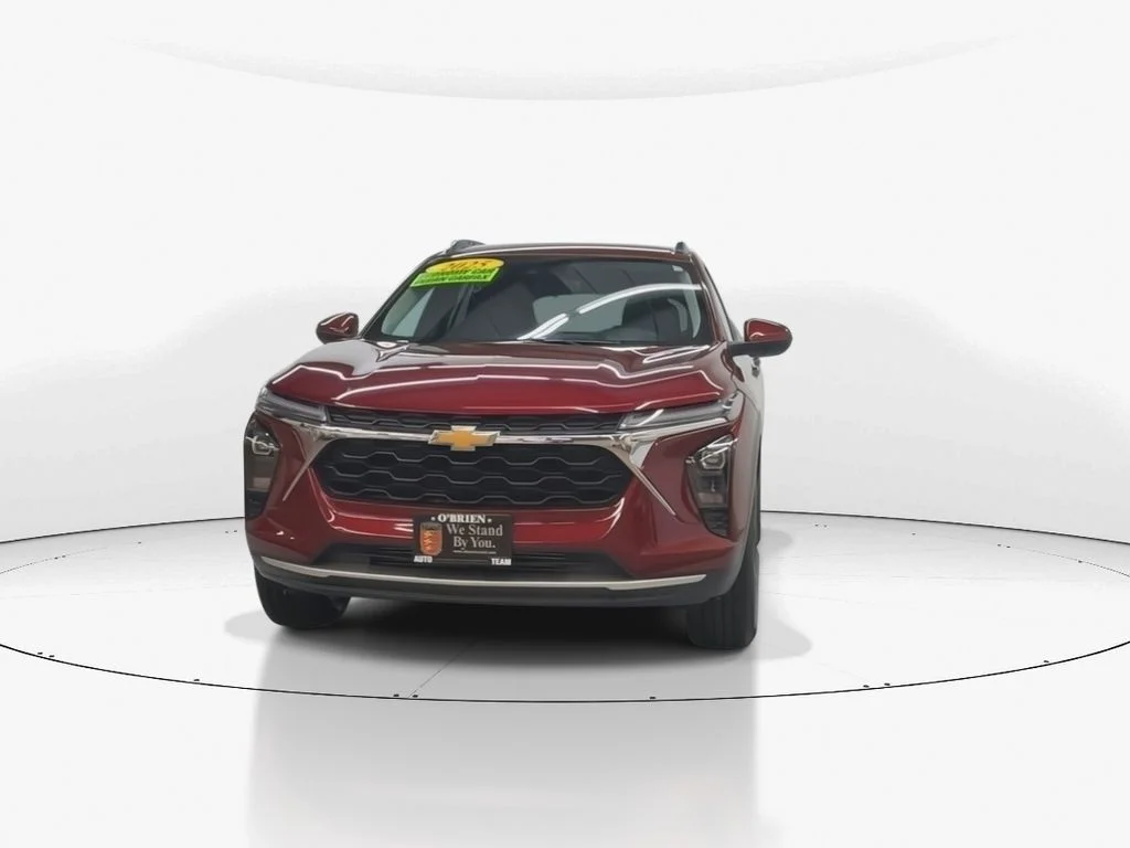 Used 2025 Crimson Chevrolet LT image 9