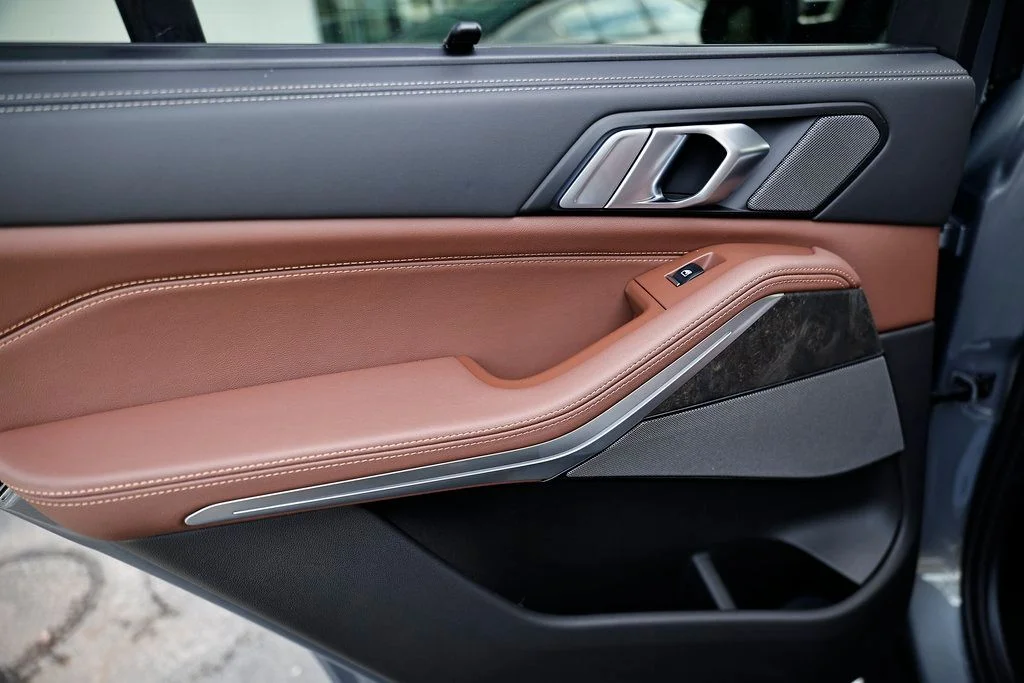 New 2026 Skyscraper Grey Metallic BMW xDrive40i image 24