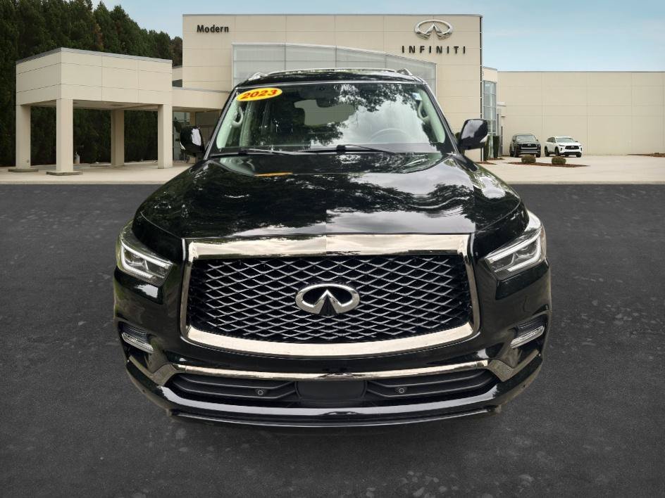 Used 2023 Black Obsidian INFINITI PREMIUM SELECT image 2