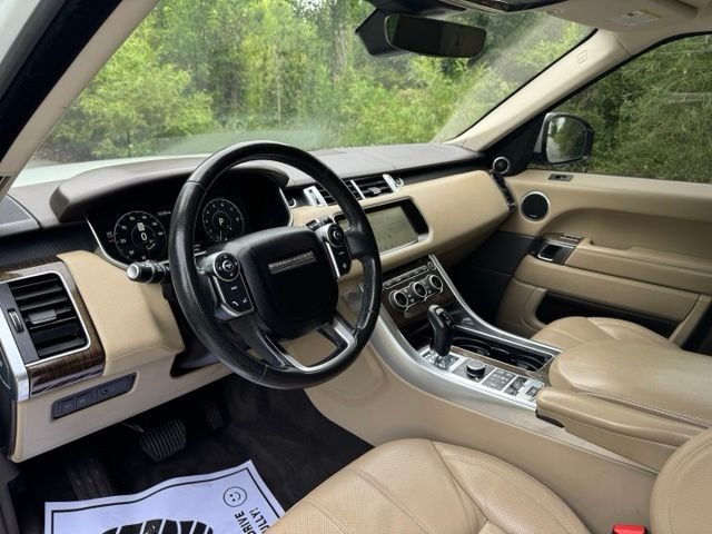 Used 2017 Fuji White Land Rover 3.0L V6 Supercharged HSE image 9
