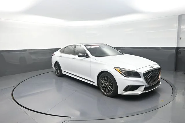 Used 2018 White Genesis 3.3T Sport image 26