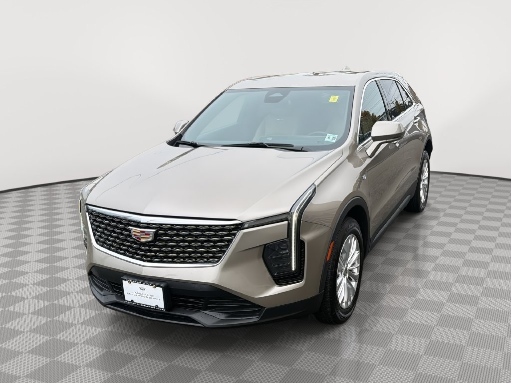 2024 Cadillac XT4 Luxury