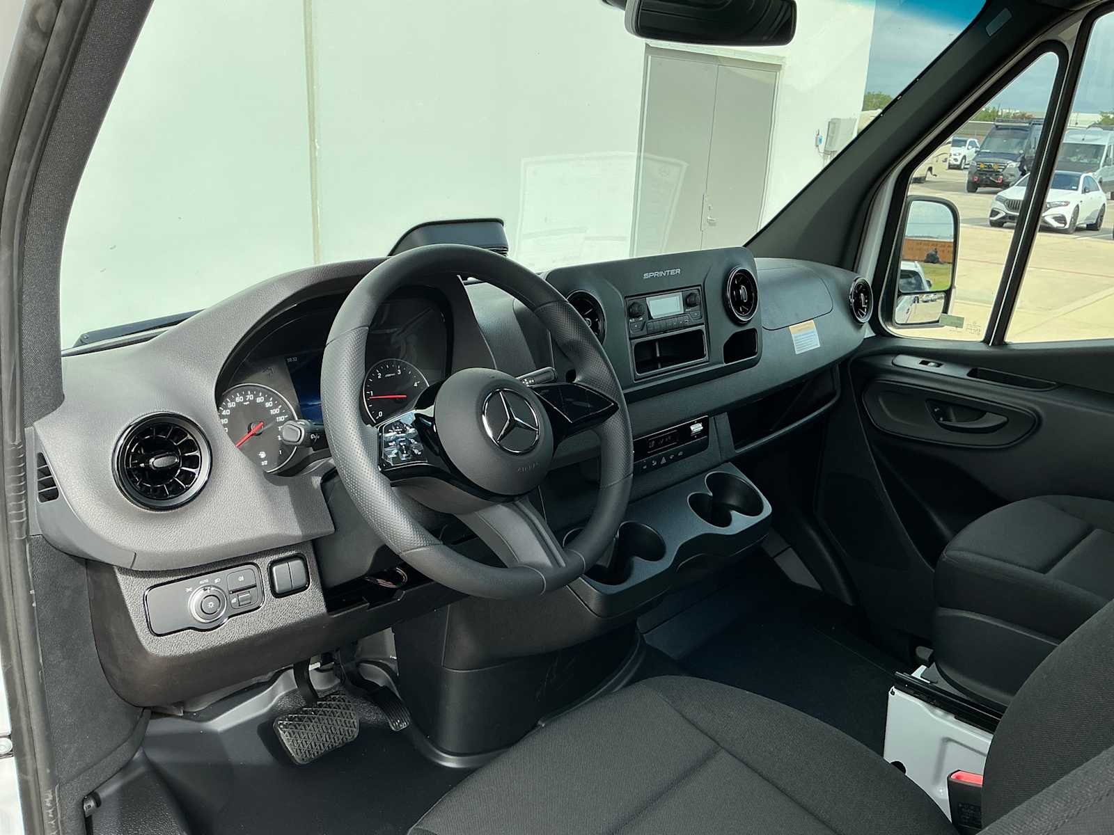 New 2026 Arctic White Mercedes-Benz Worker image 10
