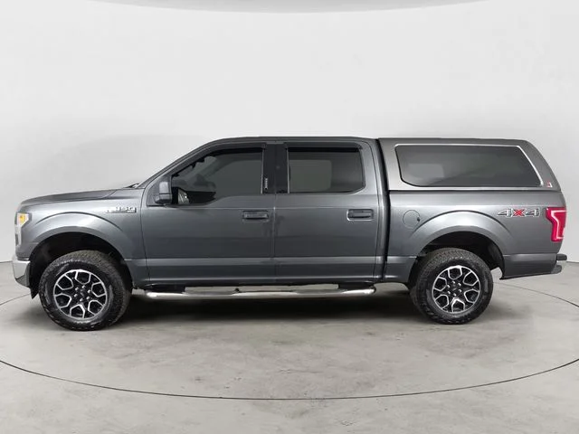 Used 2017 Magnetic Ford XLT image 2