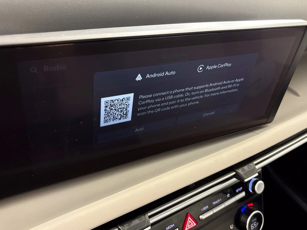 Used 2025 Blue Hyundai SEL image 35