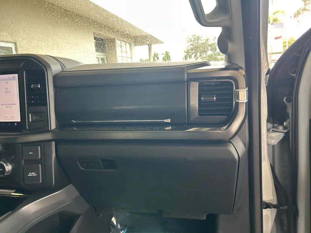 Used 2025 Gray Ford Lariat image 25