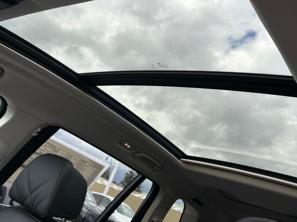 2026 BMW X7 40i - Photo 16