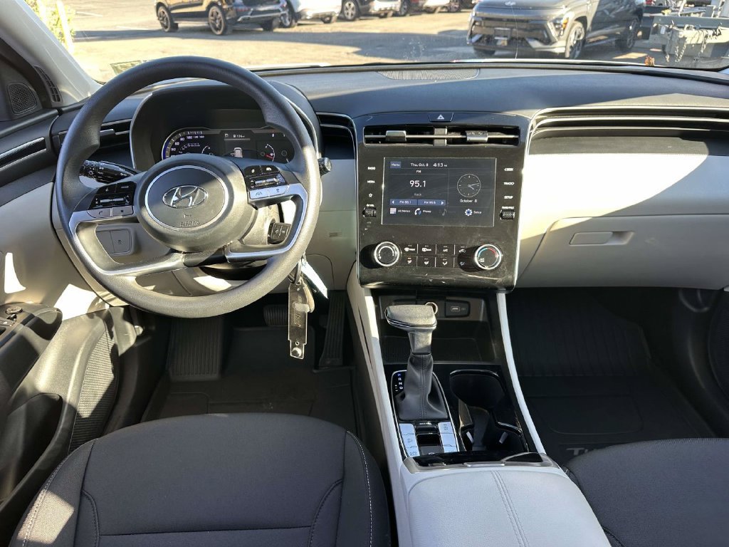 Certified Used 2024 White Pearl Hyundai SE image 19