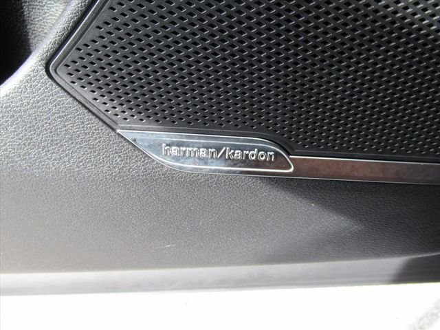 Used 2025 White Kia SX image 20