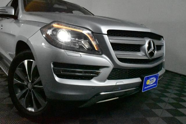 Used 2016  Mercedes-Benz GL 450 image 2