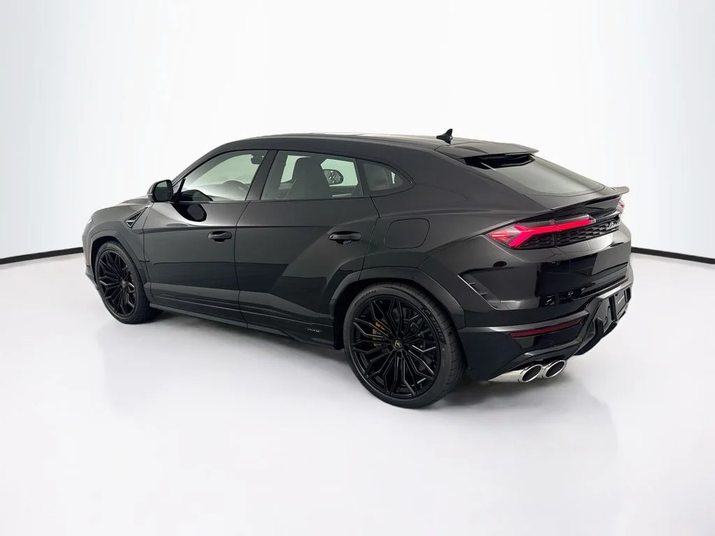 New 2026  Lamborghini SE image 7