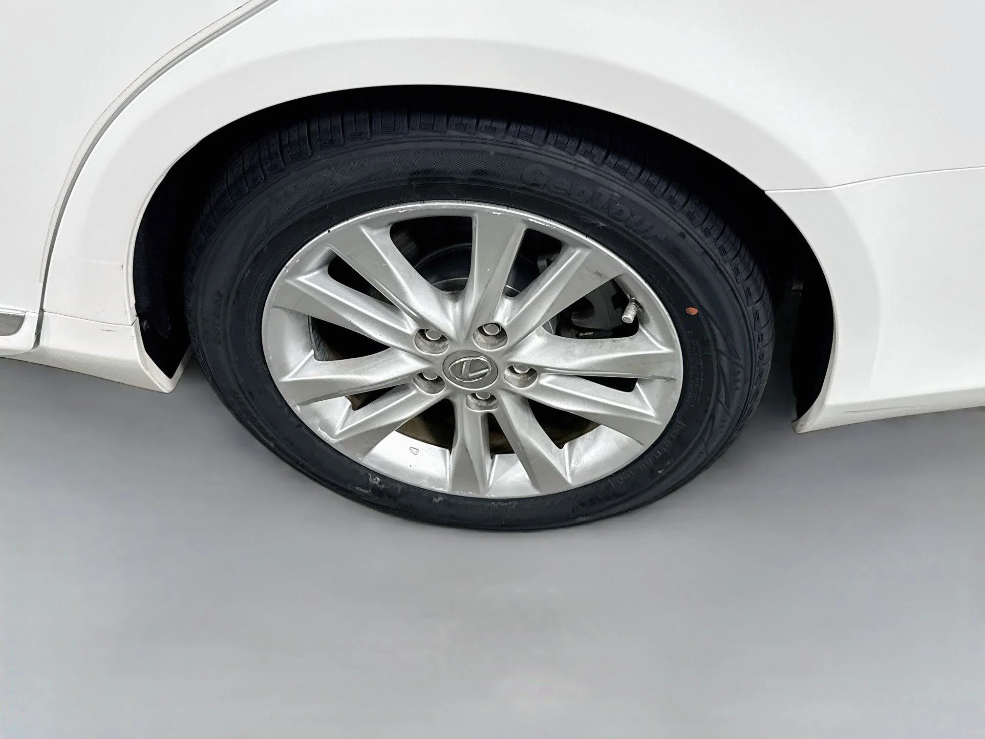 Used 2010 Starfire Pearl Lexus 350 image 28