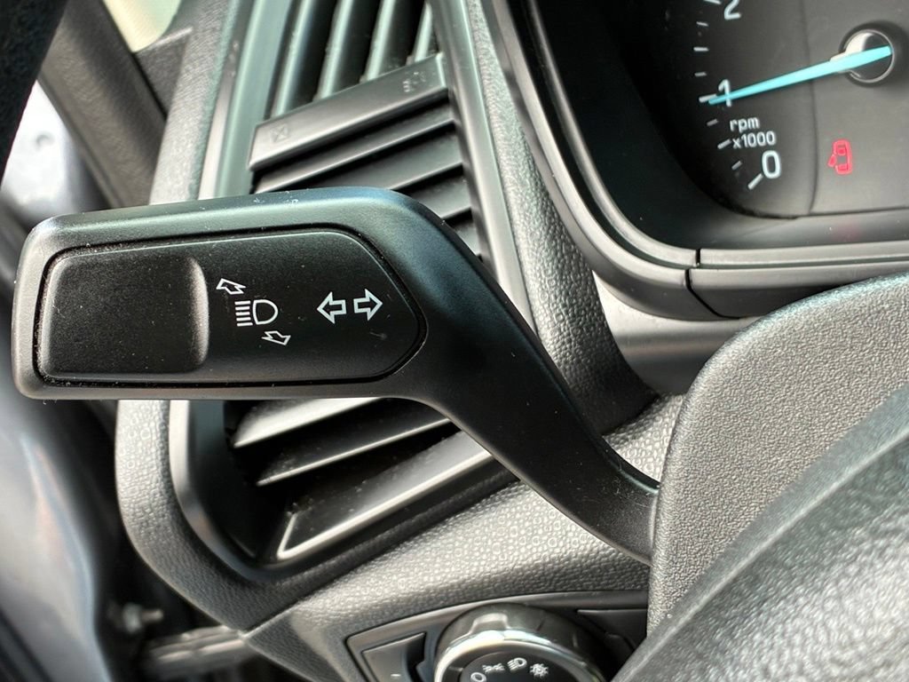 Used 2020  Ford S image 36