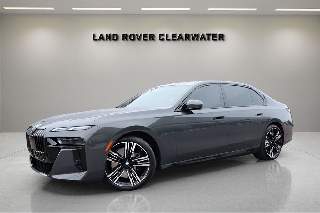 2023 BMW 7 Series 760i xDrive's photo