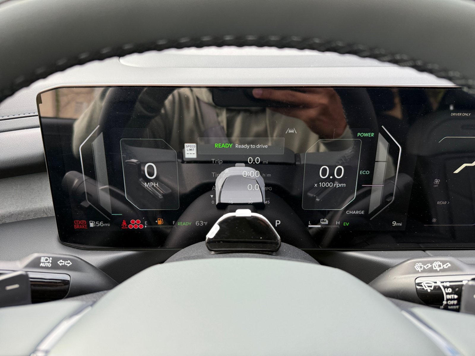 New 2027 Glacial White Pearl Kia X-LINE SX image 11