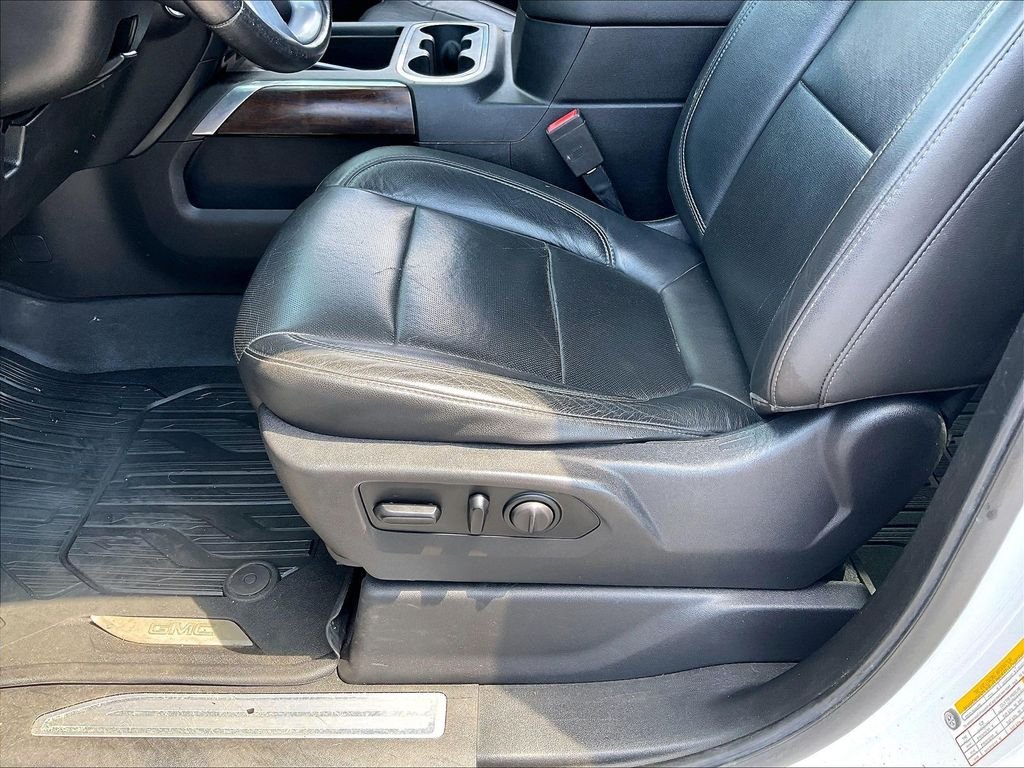 Used 2019 Summit White GMC SLT image 35