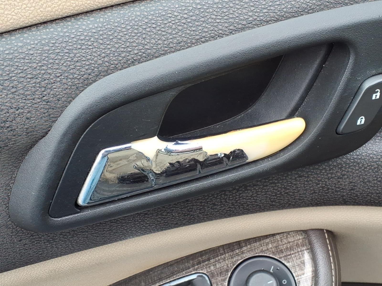 Used 2015 Black Granite Metallic Chevrolet LT image 35