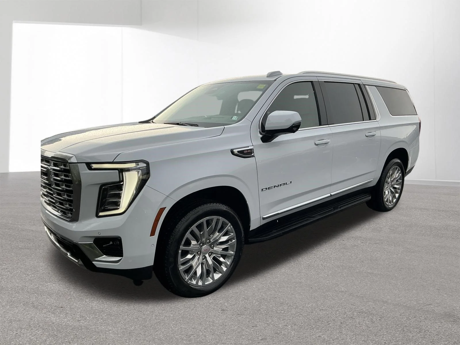 2026 GMC Yukon XL Denali - Photo 7