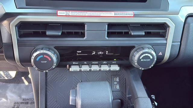 2025 Toyota Tacoma SR5 - Photo 23