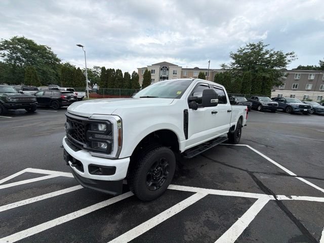 Used 2024 White Ford XL image 3