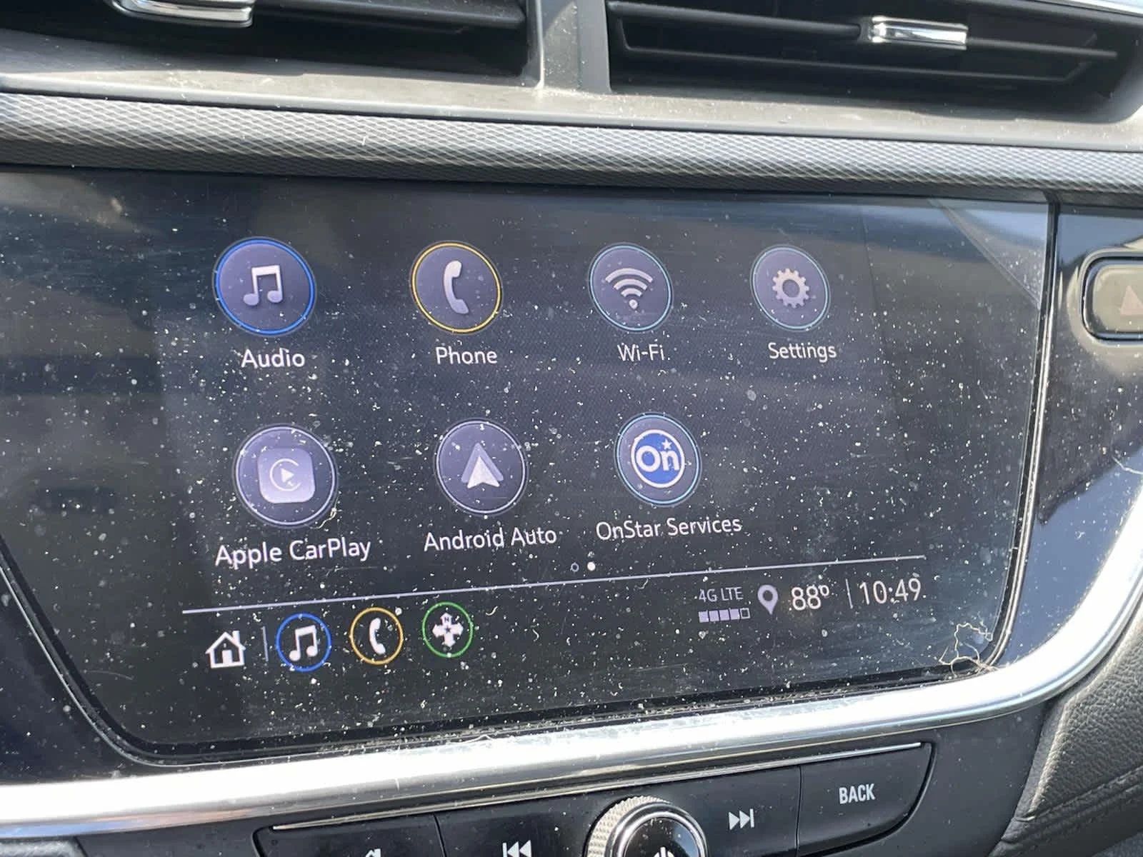 Used 2023 Summit White Buick Preferred image 18