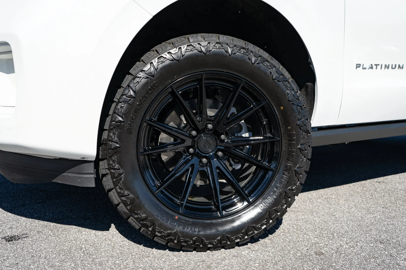 Used 2027 White Ford Platinum image 7