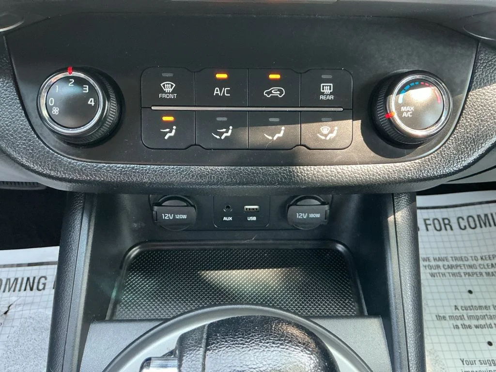 Used 2016 Silver Kia LX image 15