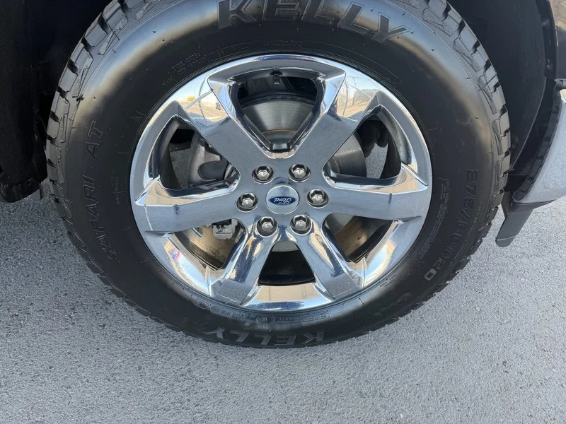 Used 2021 Agate Black Metal Ford XL image 32